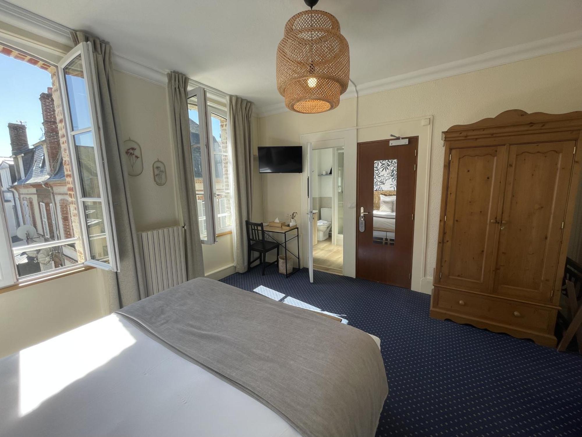 Le Trouville - Hotel De Charme ภายนอก รูปภาพ